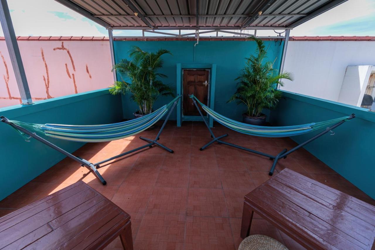 House Of Happiness Hostel Thong Sala Exterior photo